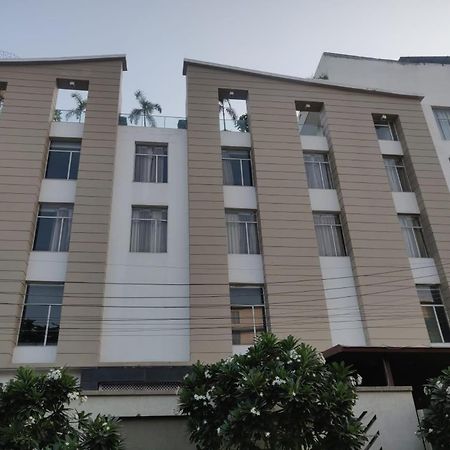 Hotel Casaya Inn Chinhat Zewnętrze zdjęcie