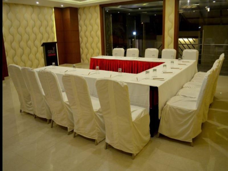 Hotel Casaya Inn Chinhat Zewnętrze zdjęcie