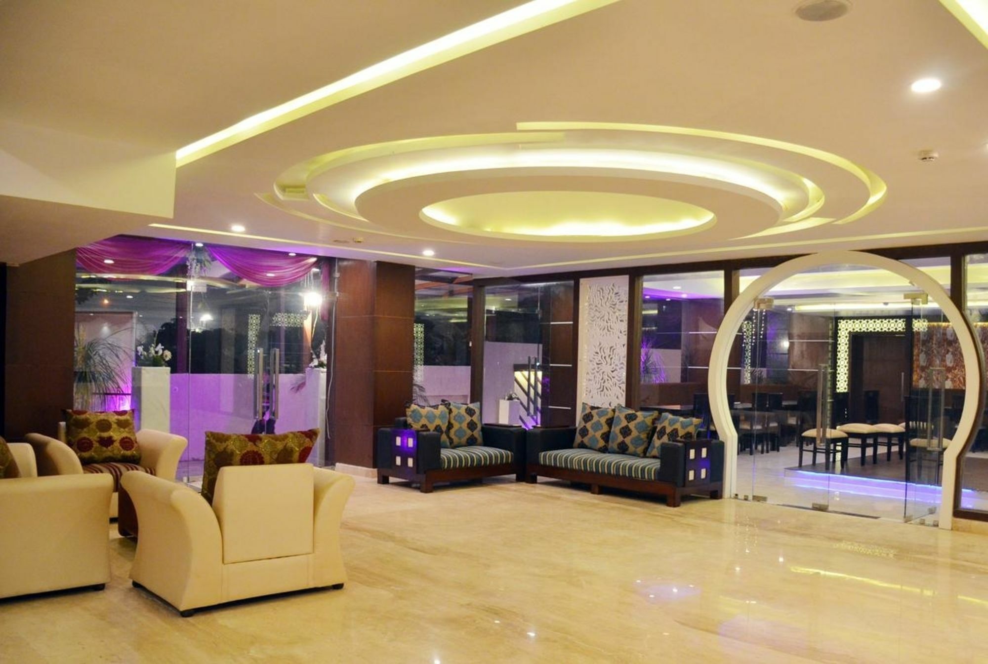 Hotel Casaya Inn Chinhat Zewnętrze zdjęcie